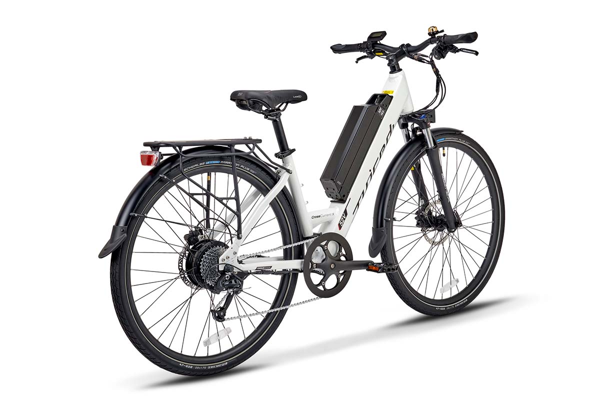 CrossCurrentX-ST2022-White-RightRear