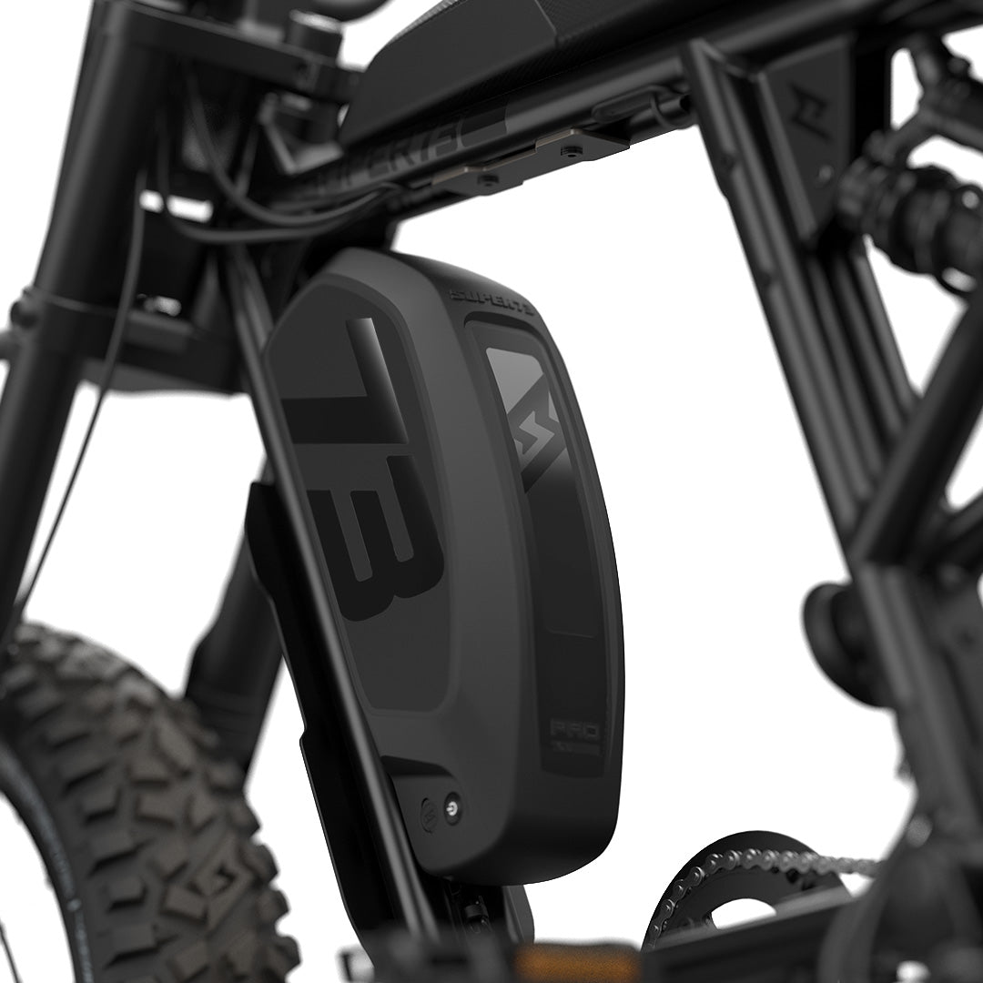 Super73_LegacySeries_RAdv_SE_Blackout_DetailBattery_1080x1080_f4220355-100e-4f60-8db1-921fc1b2c4c1